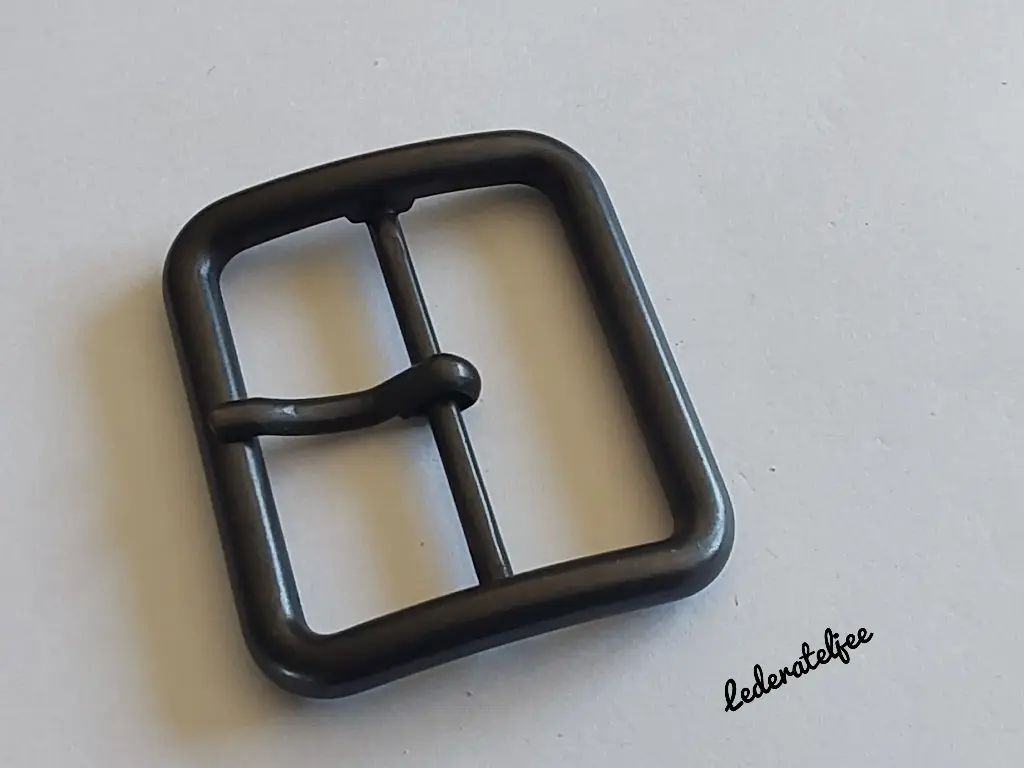 G124 Gesp 4 cm Zwart