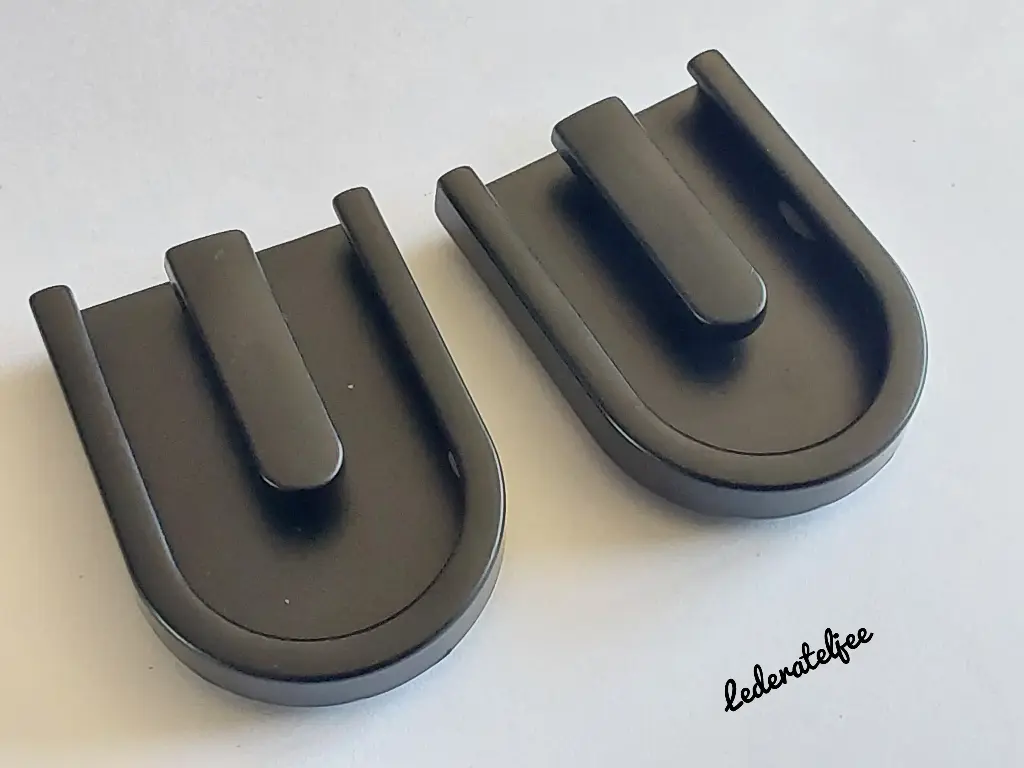 H153 Riembevestiging Zwart