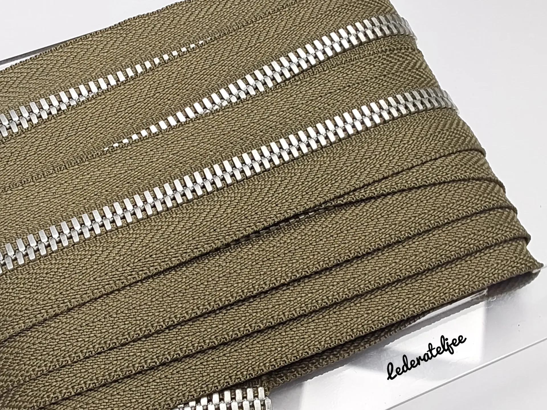 Metalen rits 5mm - Legergroen (geen YKK) (Nikkel)