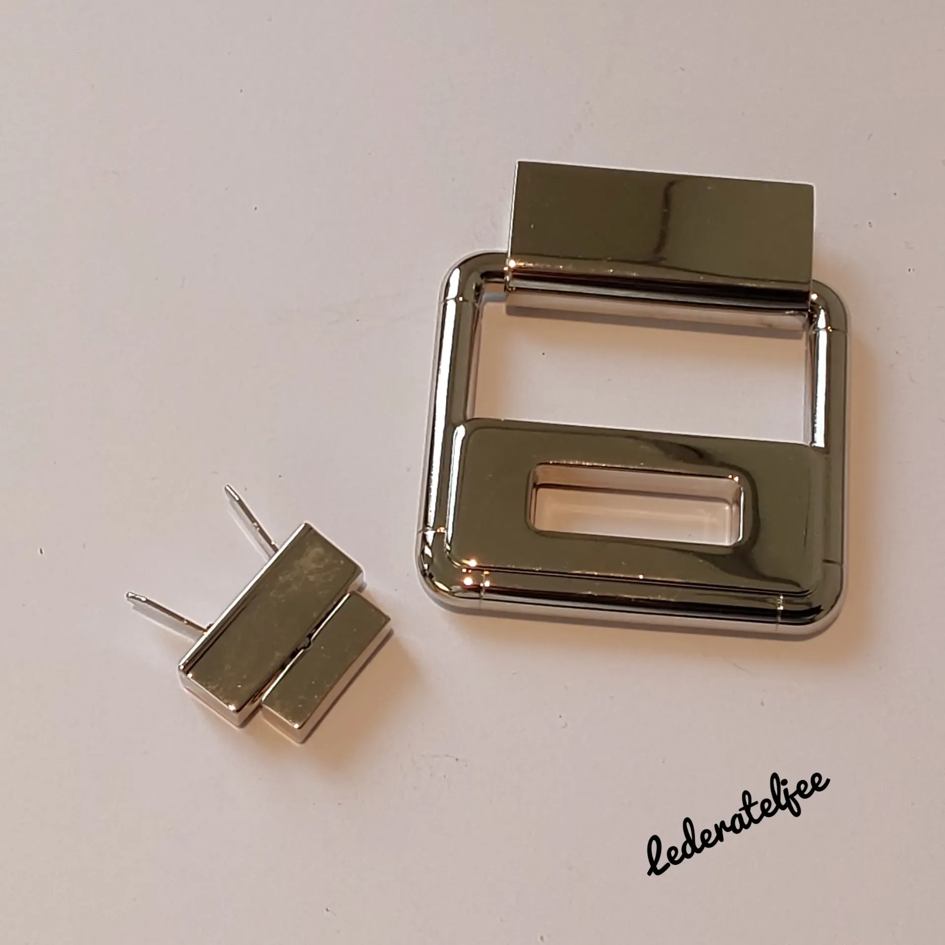 Q02 Draaislot Nikkel