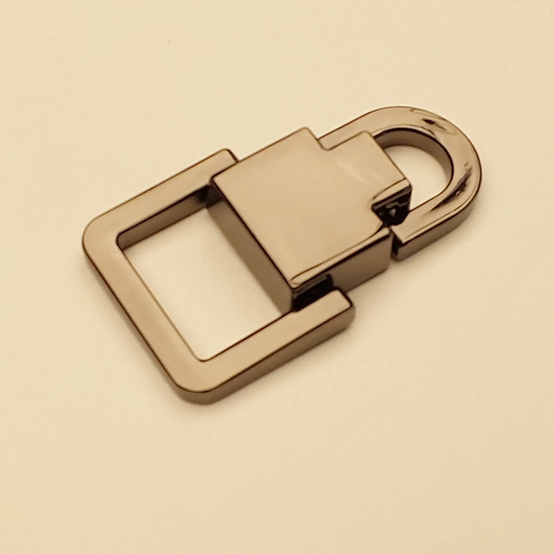 H164 Riembevestiging 2 cm Gun Metal