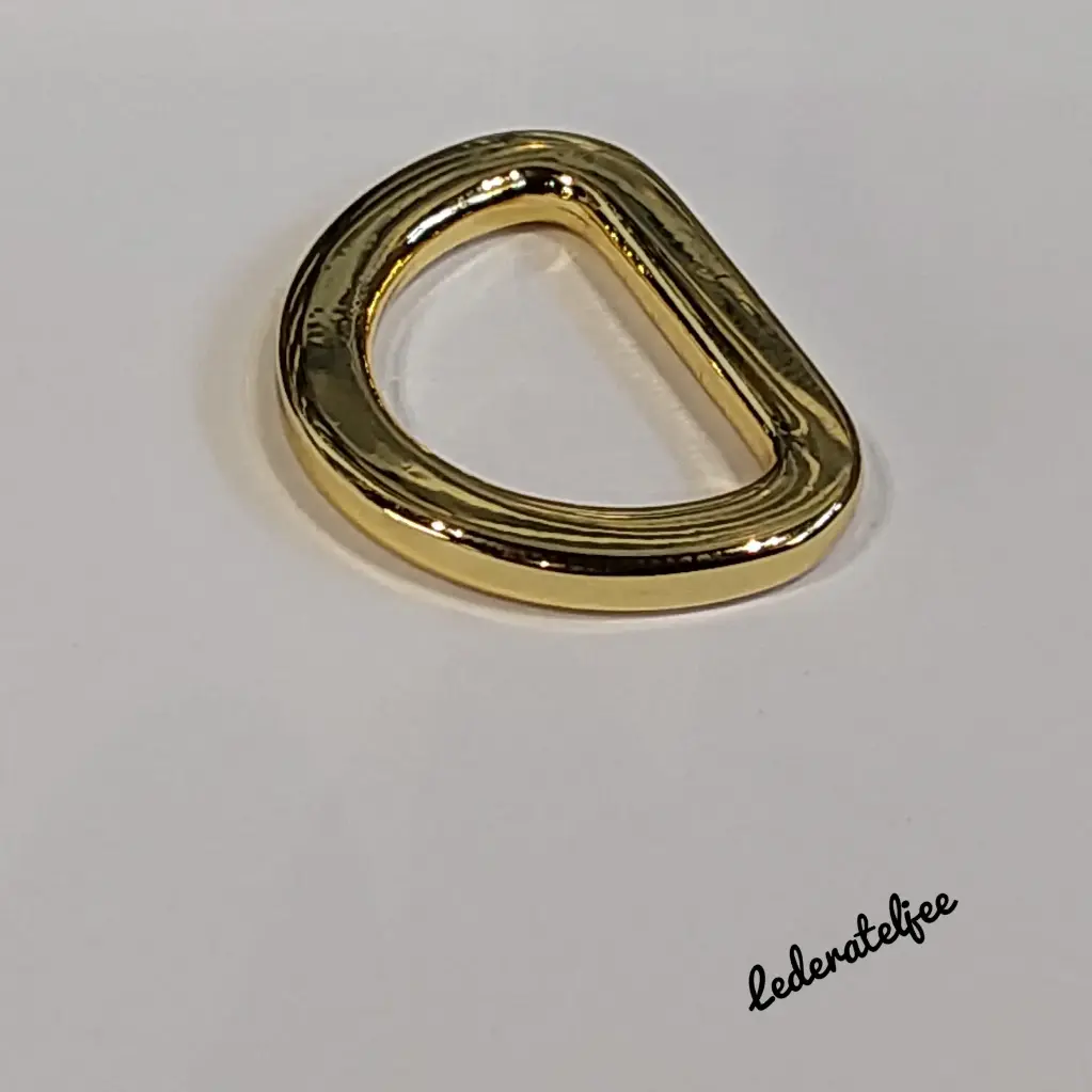 H114 D-ring 1.5cm Goud