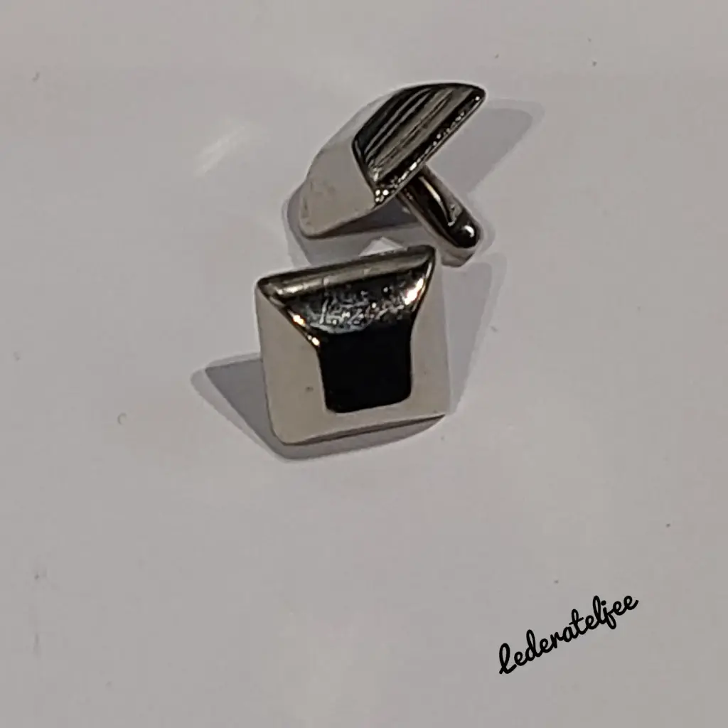 C93 Pootjes Nikkel