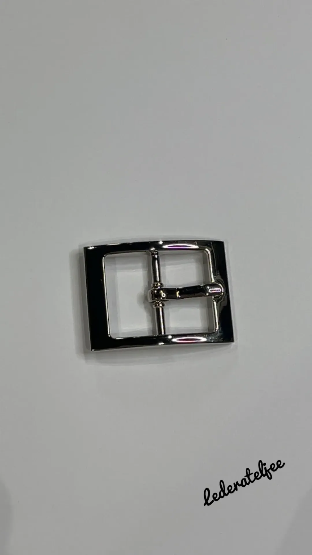 C64 Gesp 2cm Nikkel