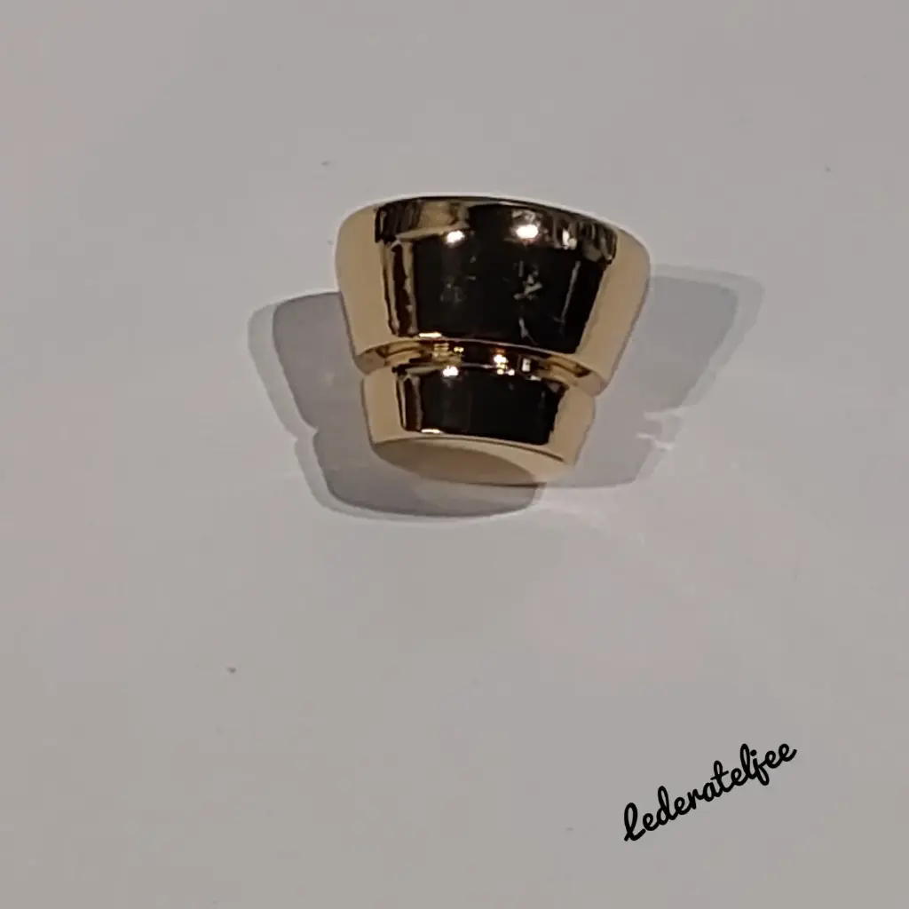 P72 Pootje met schroef Goud