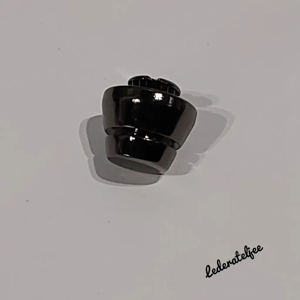 P73 Pootje met schroef Gun Metal