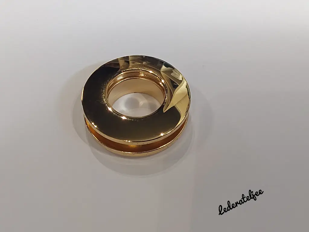 H66 Ring 1.5cm Goud