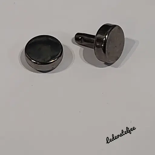 M48 Pootjes Gun Metal