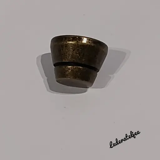 P70 Pootje met schroef Brons