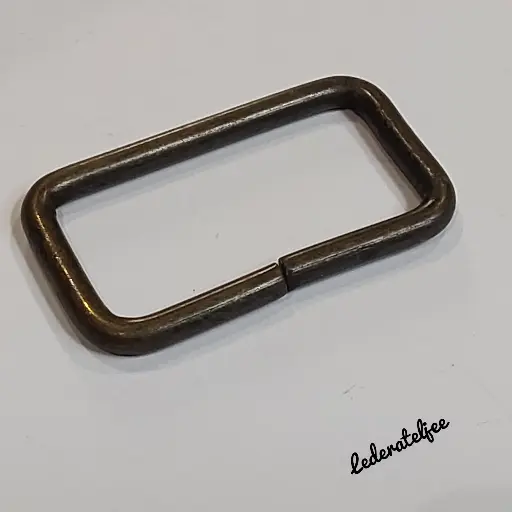 T09 Ring 4cm Brons