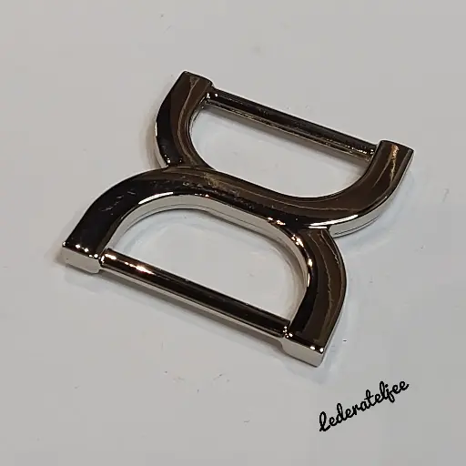 H137 Ring Twisted 2.5cm Nikkel