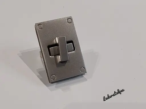 B10 Draaislot Sandblasted