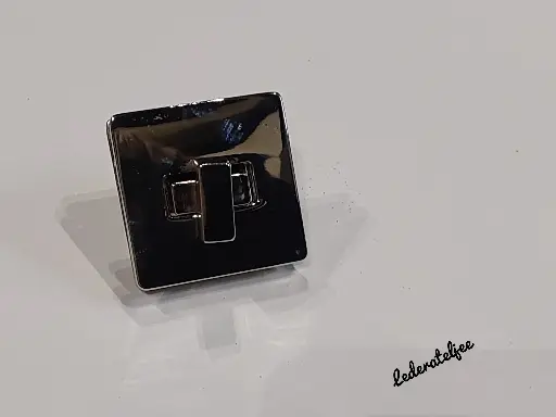 B13 Draaislot Nikkel