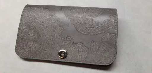 Damesportefeuille met magneet